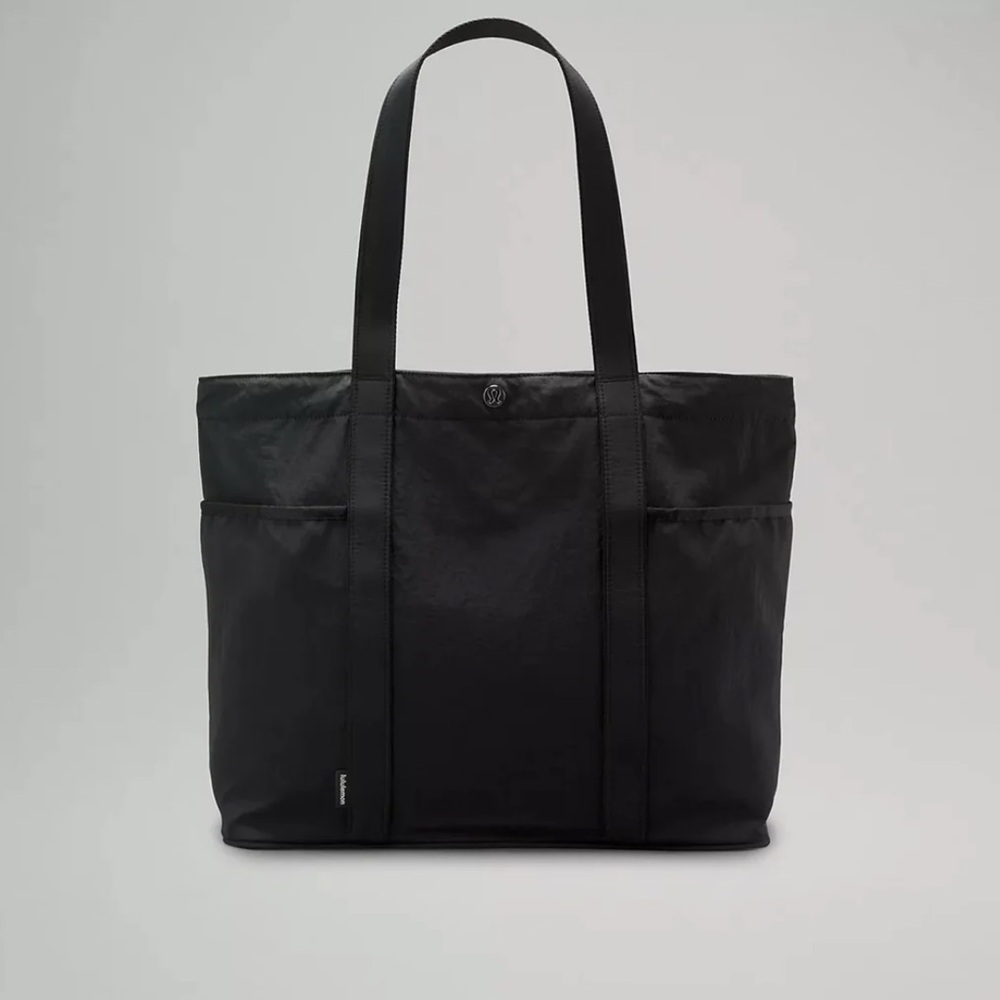 lululemon athletica Black Nylon Shoulder Tote